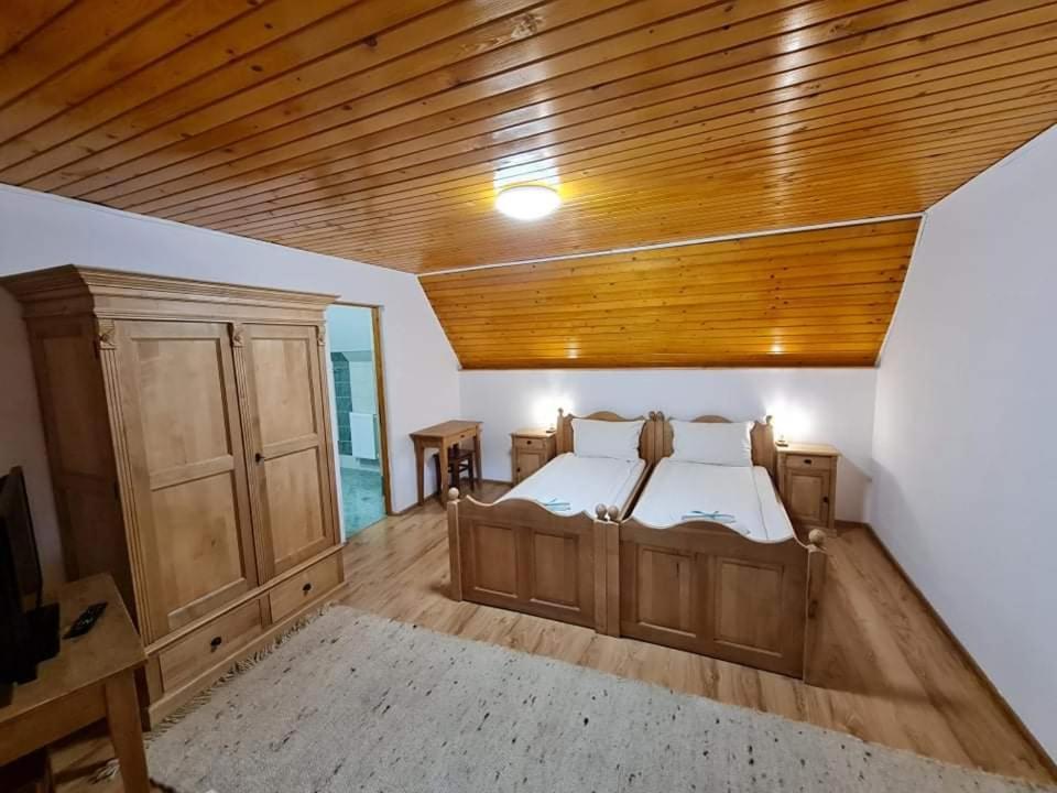 Pensiunea Otilia Sighisoara Ngoại thất bức ảnh