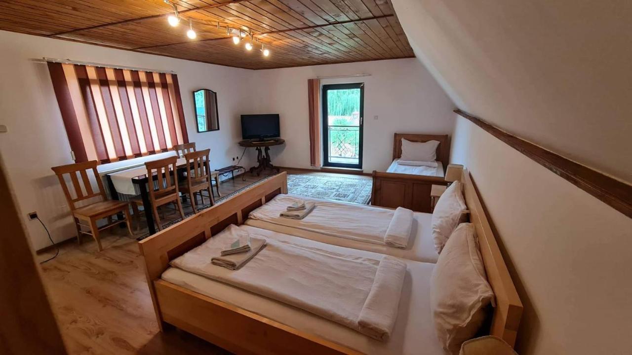 Pensiunea Otilia Sighisoara Ngoại thất bức ảnh